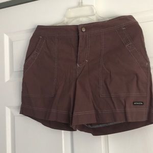 Women’s Athleta Shorts Size 6